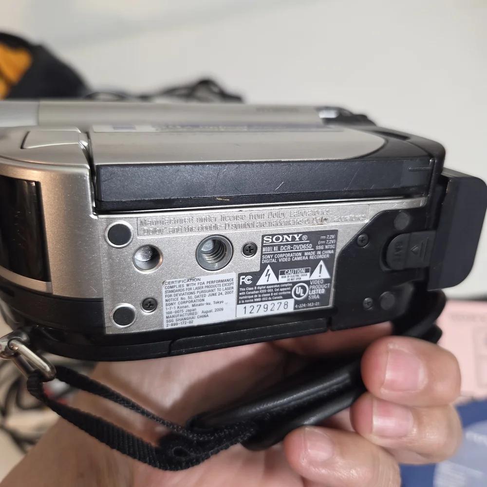 Sony Handycam DVD650/DVD850 ELECTRONIC Camara